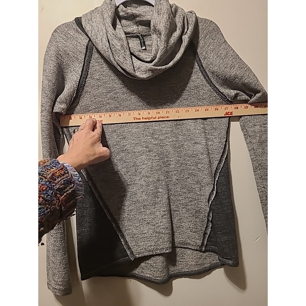 KUHL Women's Small Viola Nova Knit Pullover Long Sleeve Cowl Neck Gray‎ - Picture 9 of 11